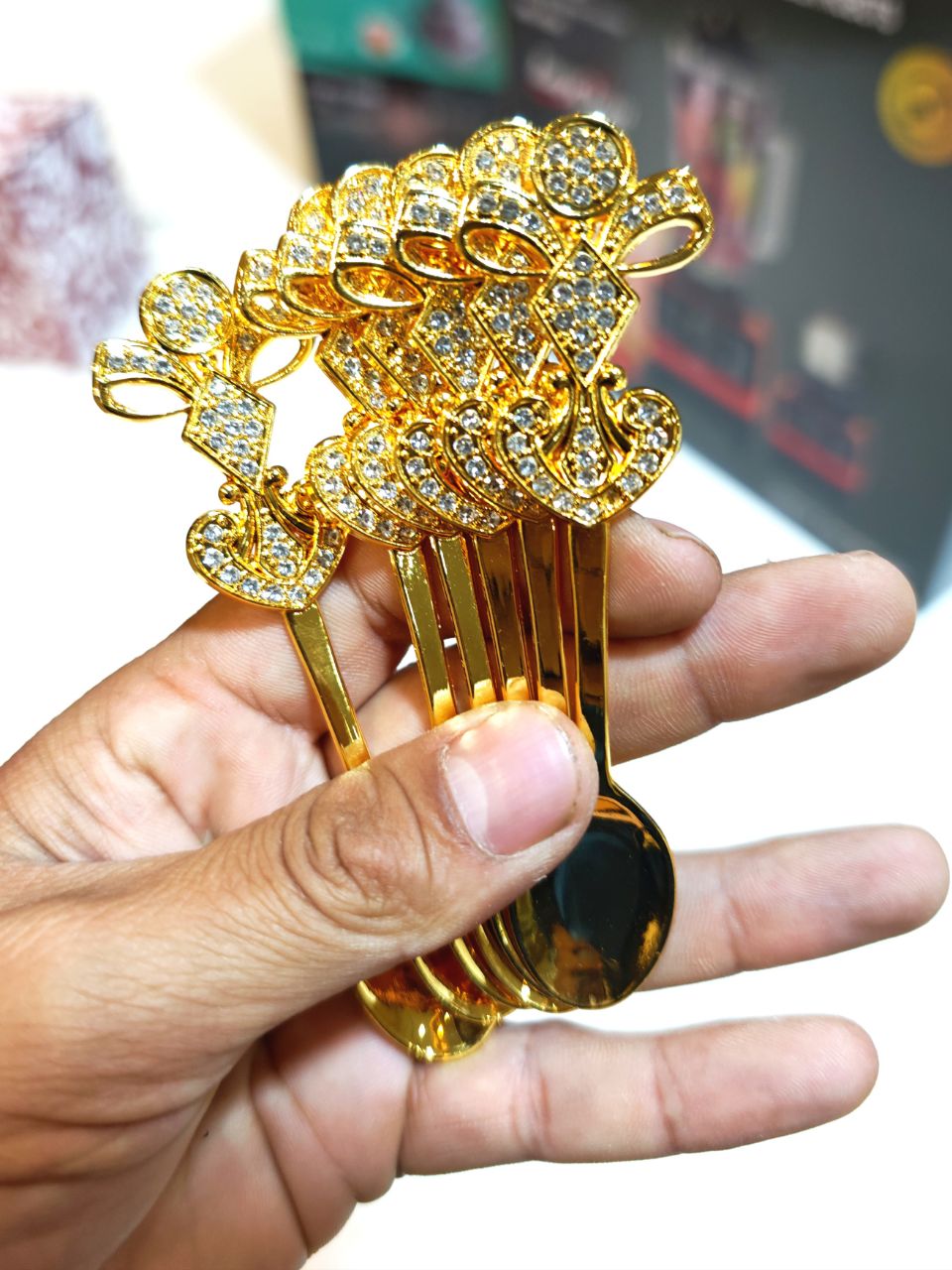 طقم ملاعق. قهوة