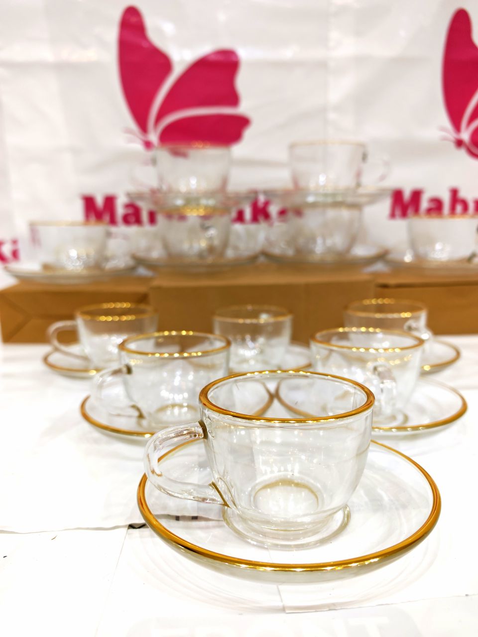 سرفيس قهوة حليب 24 قطعة