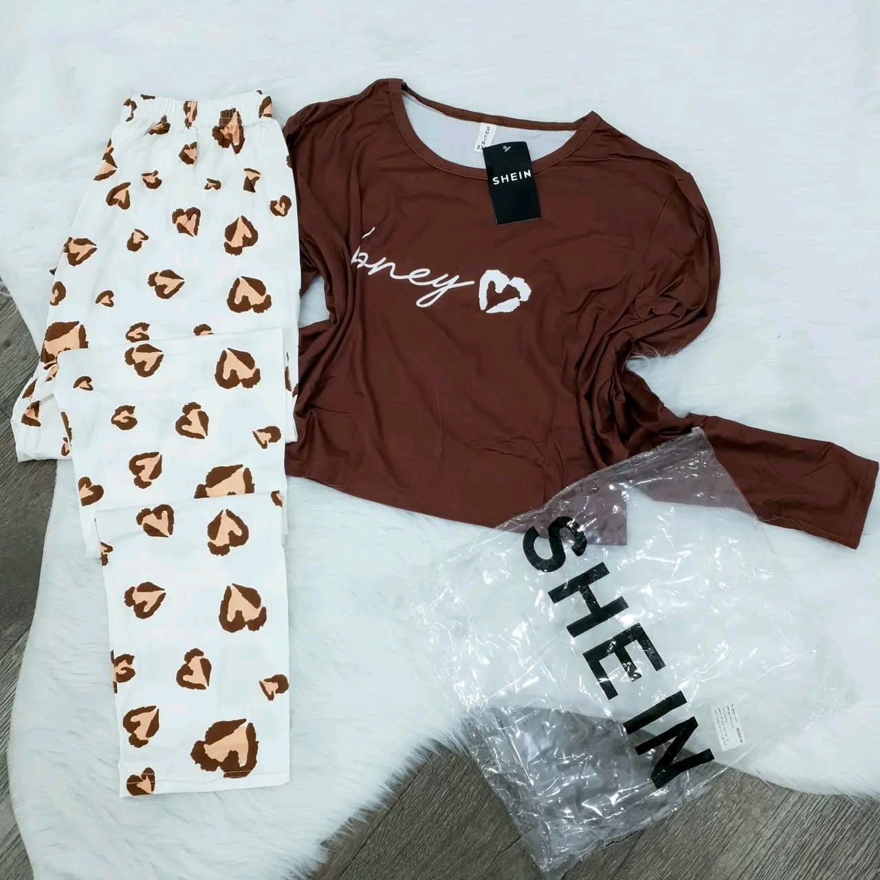 بيجامة شين كوبي