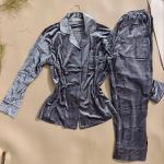 بيجامة بالقفله قطيفة